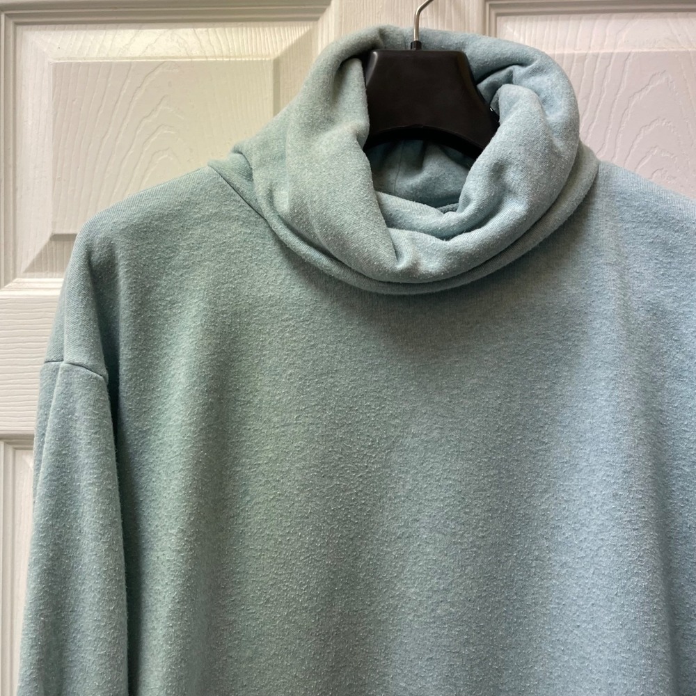 T by Talbots Women's Petite Sz SP‎ Cowl Neck Soft Fleece Sweatshirt Light Blue